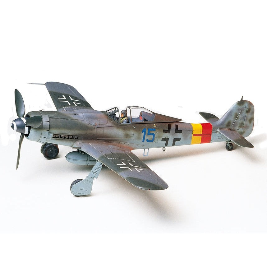 Tamiya 1/48 FockeWulf Fw 190 D9