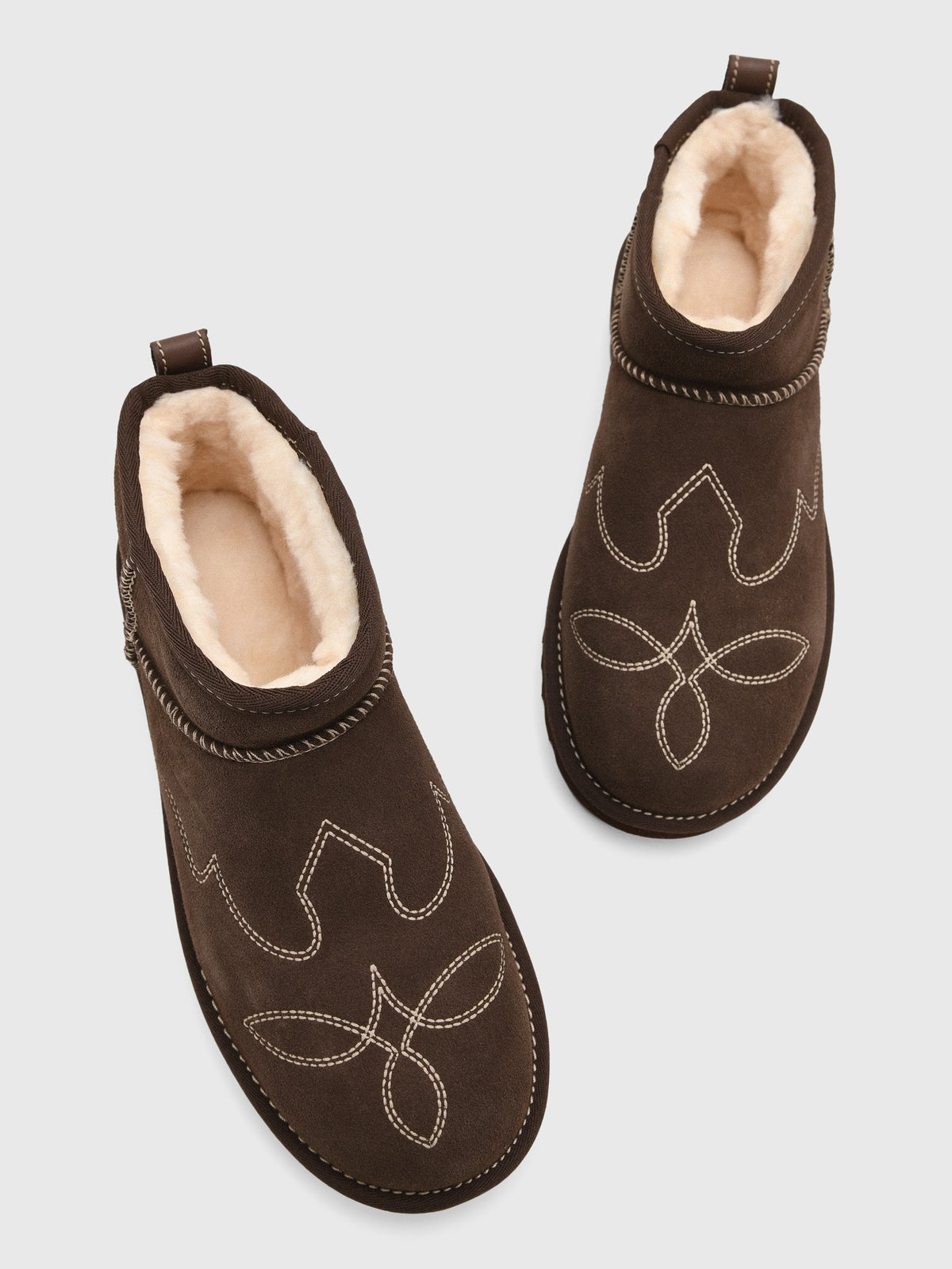 UGG Women's Classic Ultra Mini Western