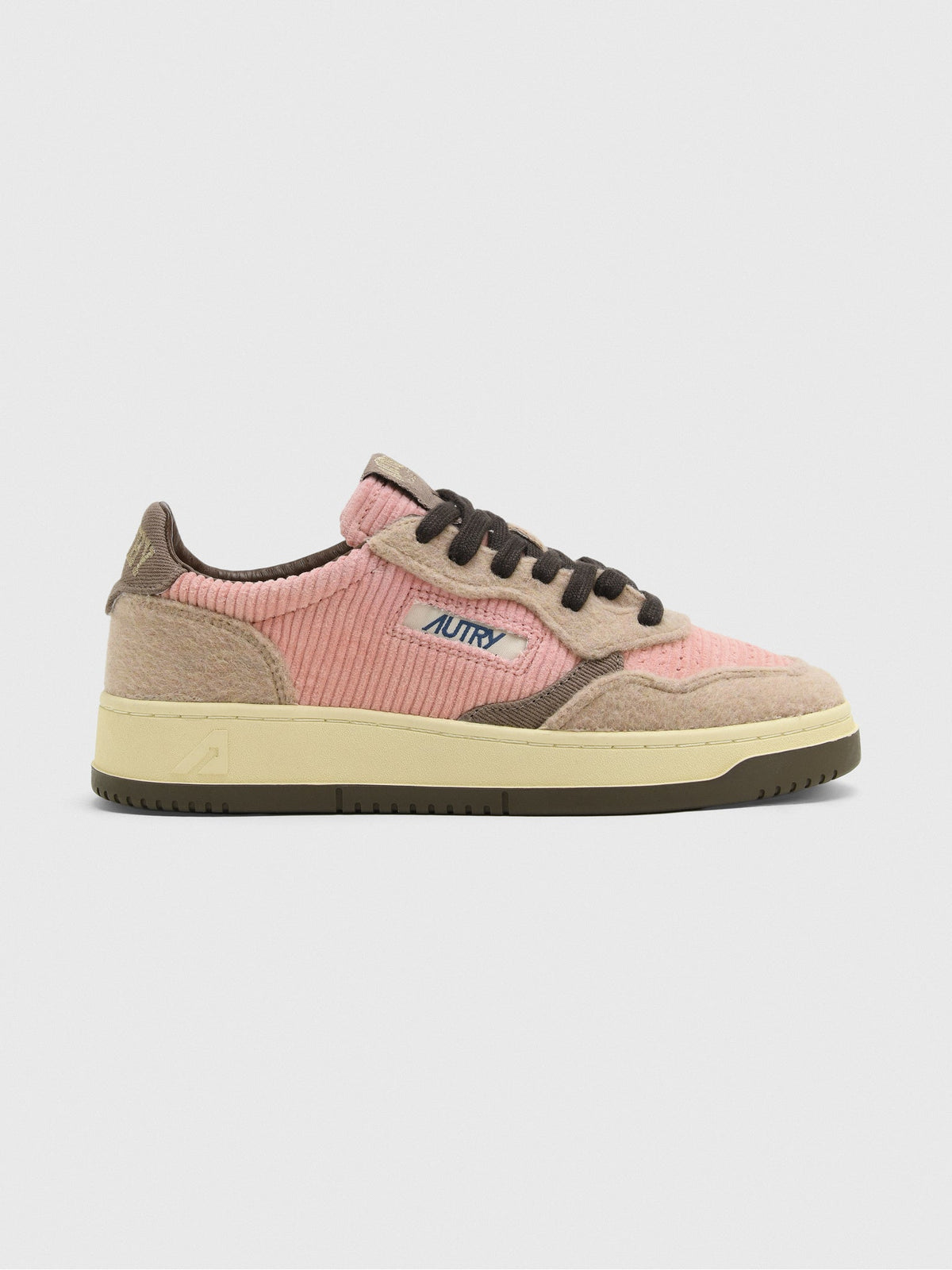 Autry Women's Medalist Low Sneaker