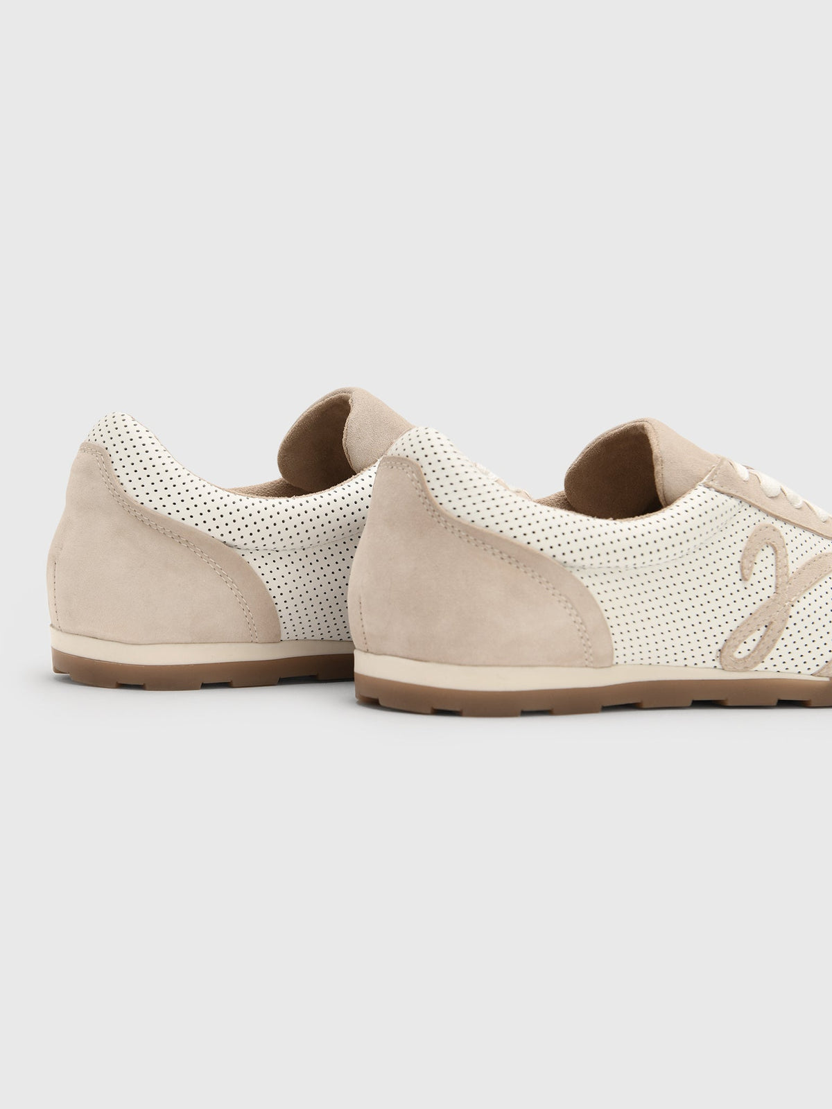 Vaneli Women's Farryn Sneaker