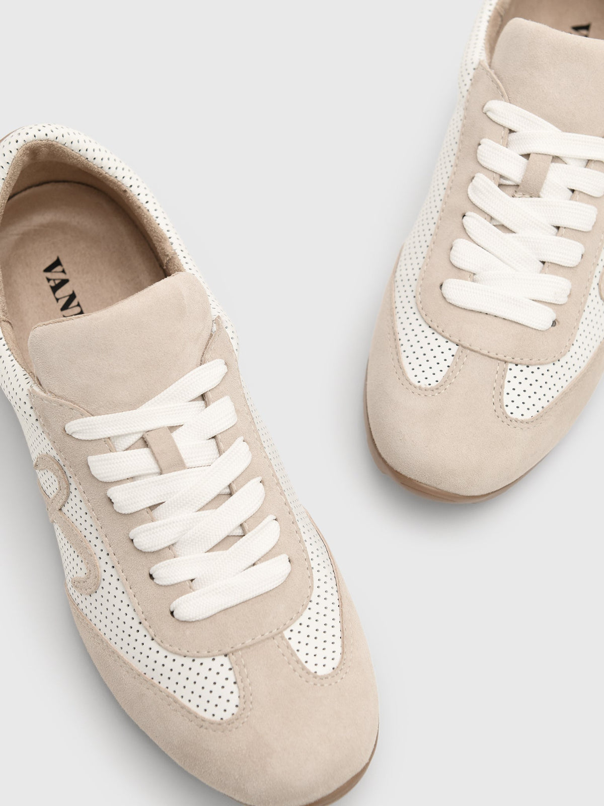 Vaneli Women's Farryn Sneaker