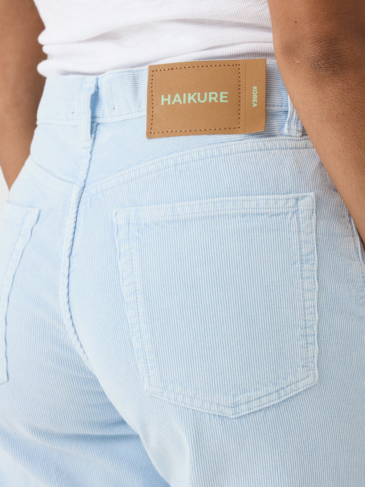 Haikure Women's Korea Corduroy Short Jean