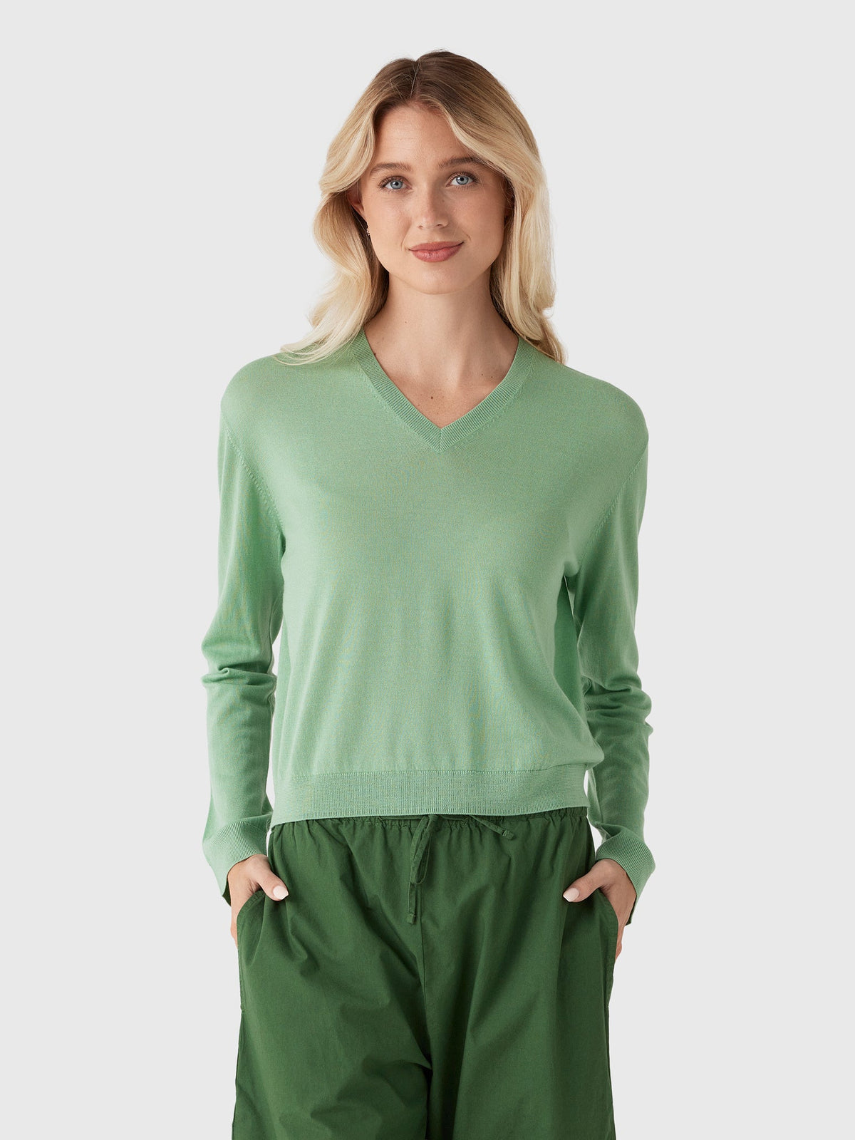 Leset Women's James Classic V-Neck