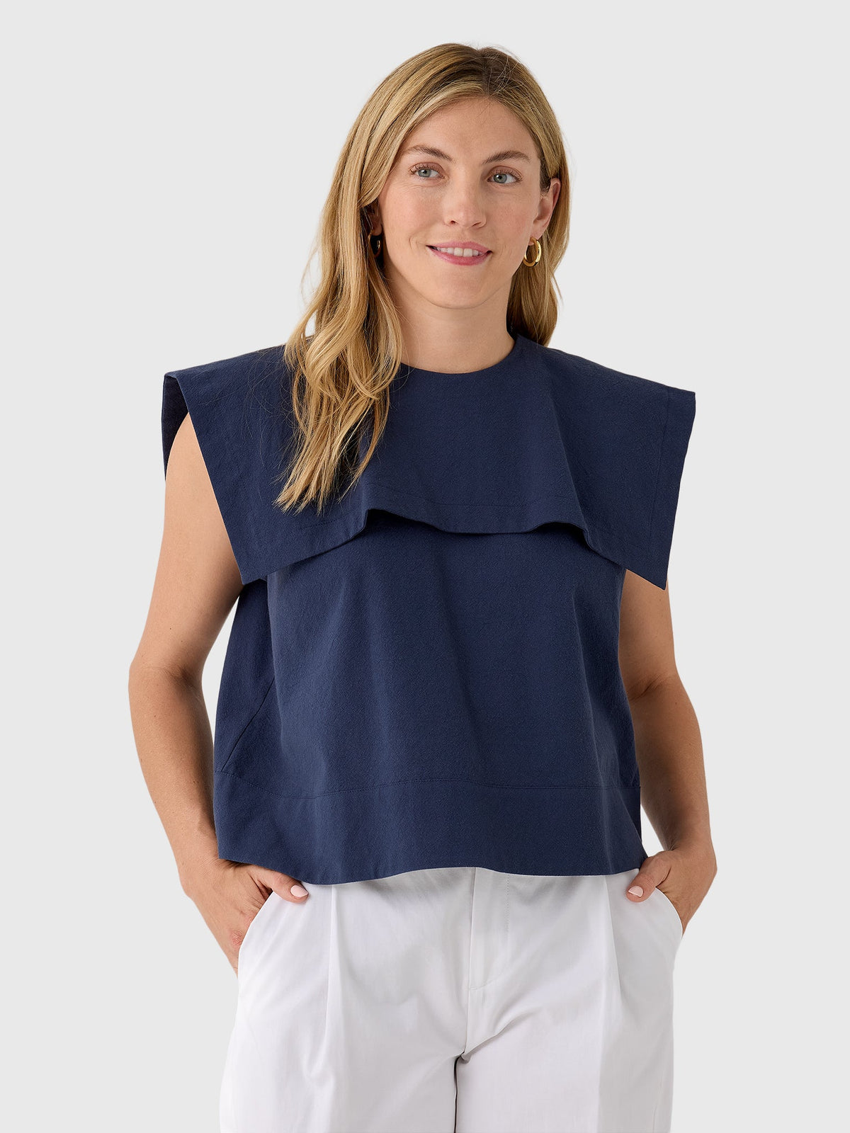 Les Vacances d'Irina Women's Puritan Vest
