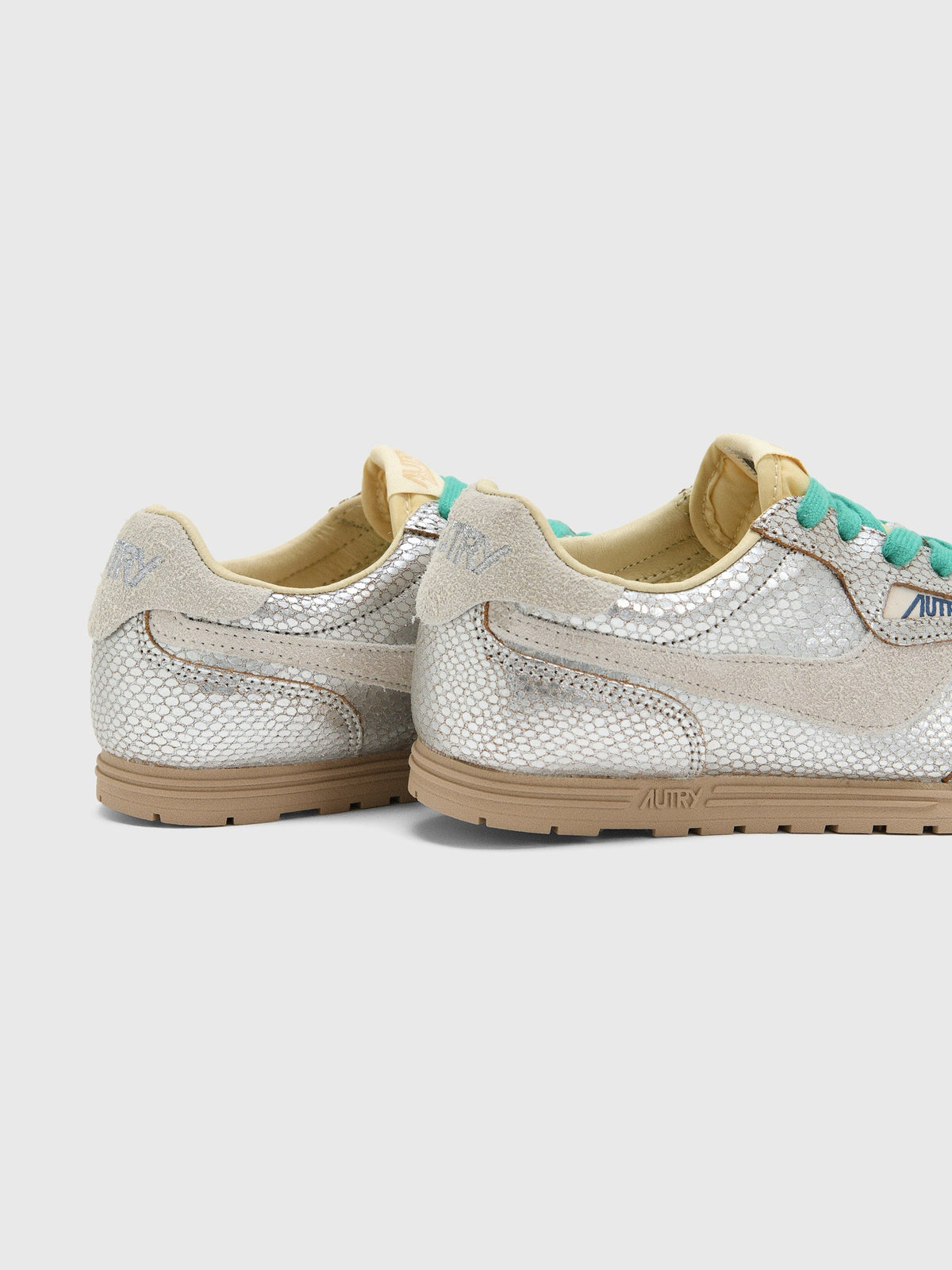 Autry Women's Windspin Low Sneaker