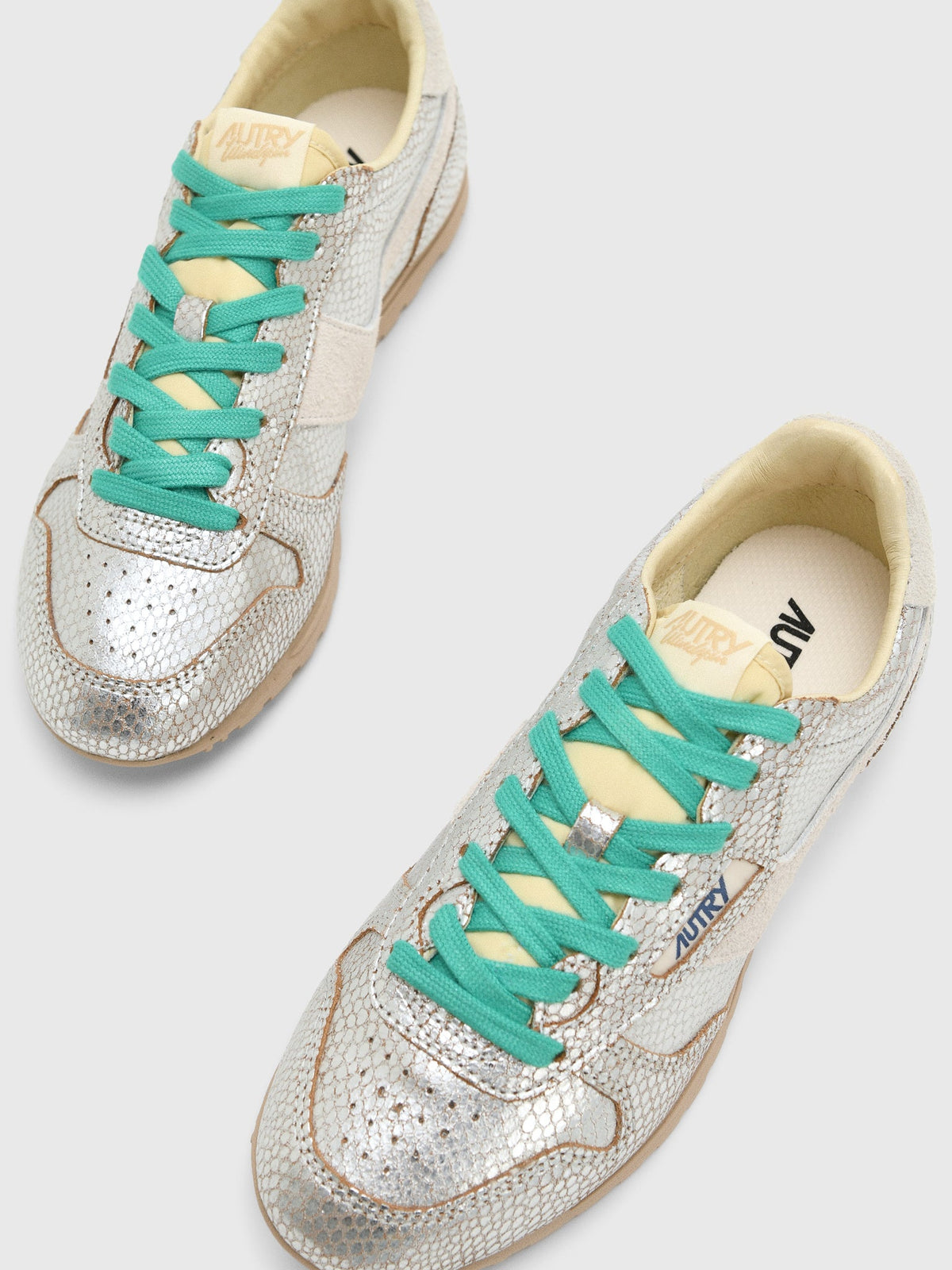 Autry Women's Windspin Low Sneaker