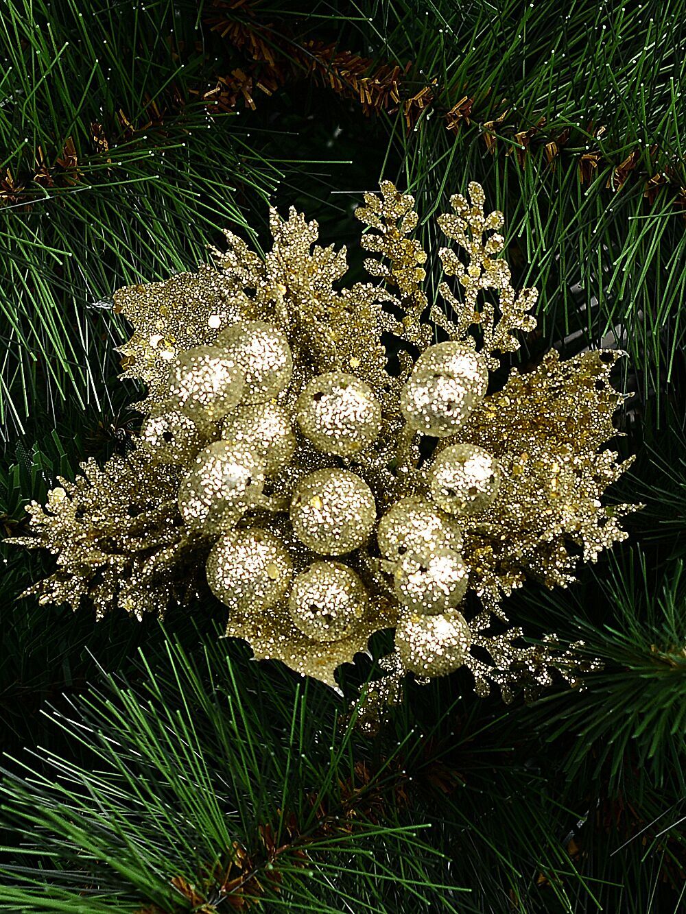 Champagne Berries, Twigs & Mixed Foliage Christmas Tree Stem Pick | 20cmChampagne