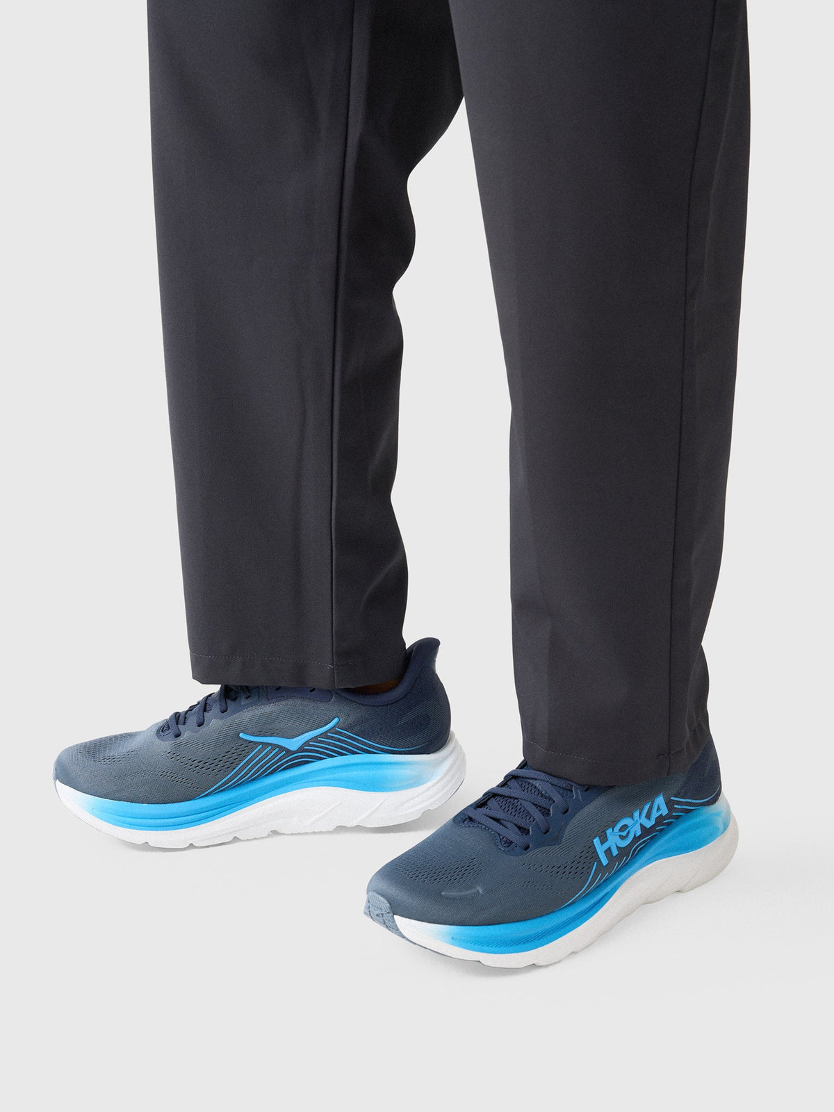 HOKA Men's Clifton 11 Running Shoe