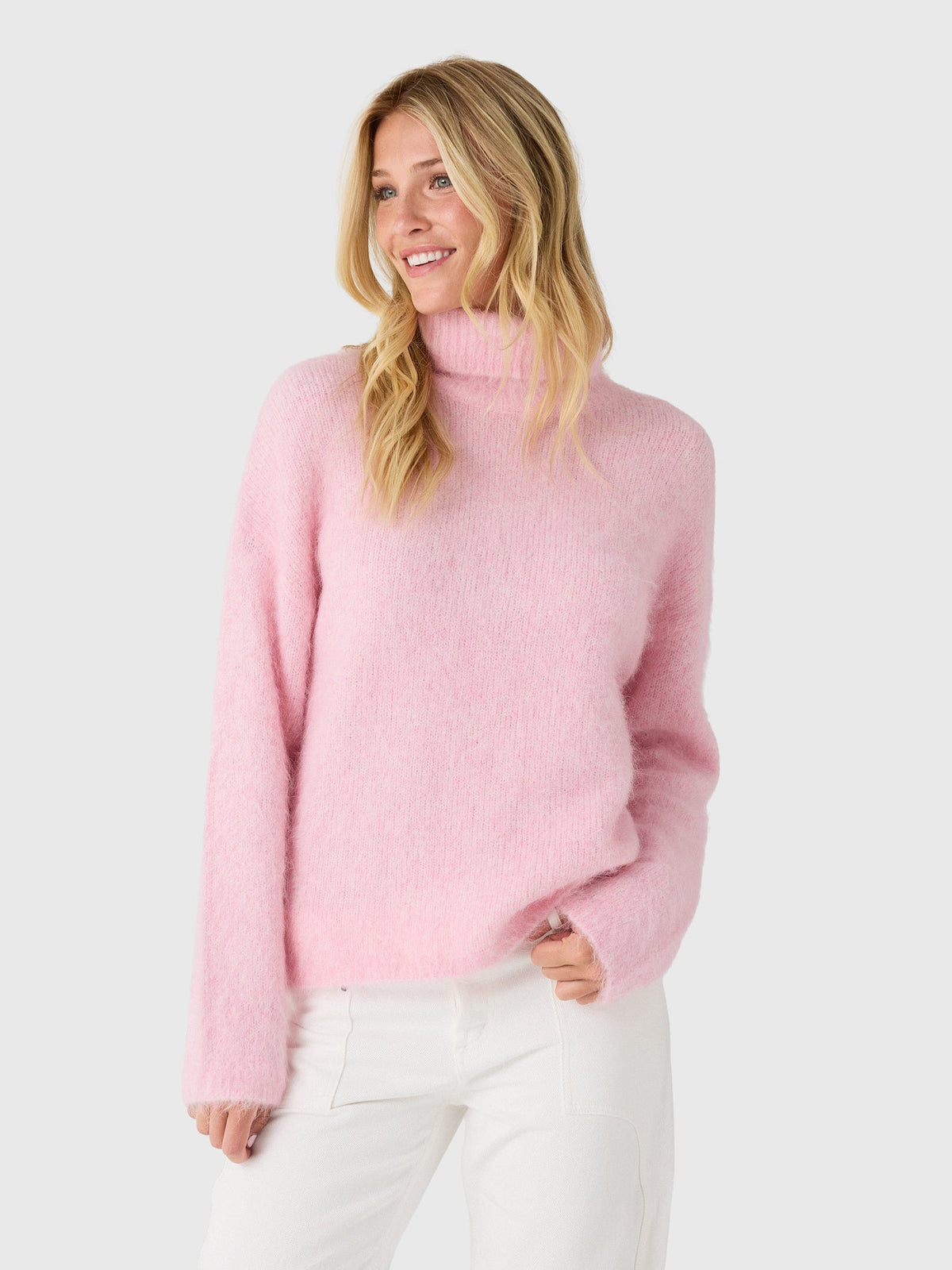 CLEA Women's Milo Fluffy Knit Sweater