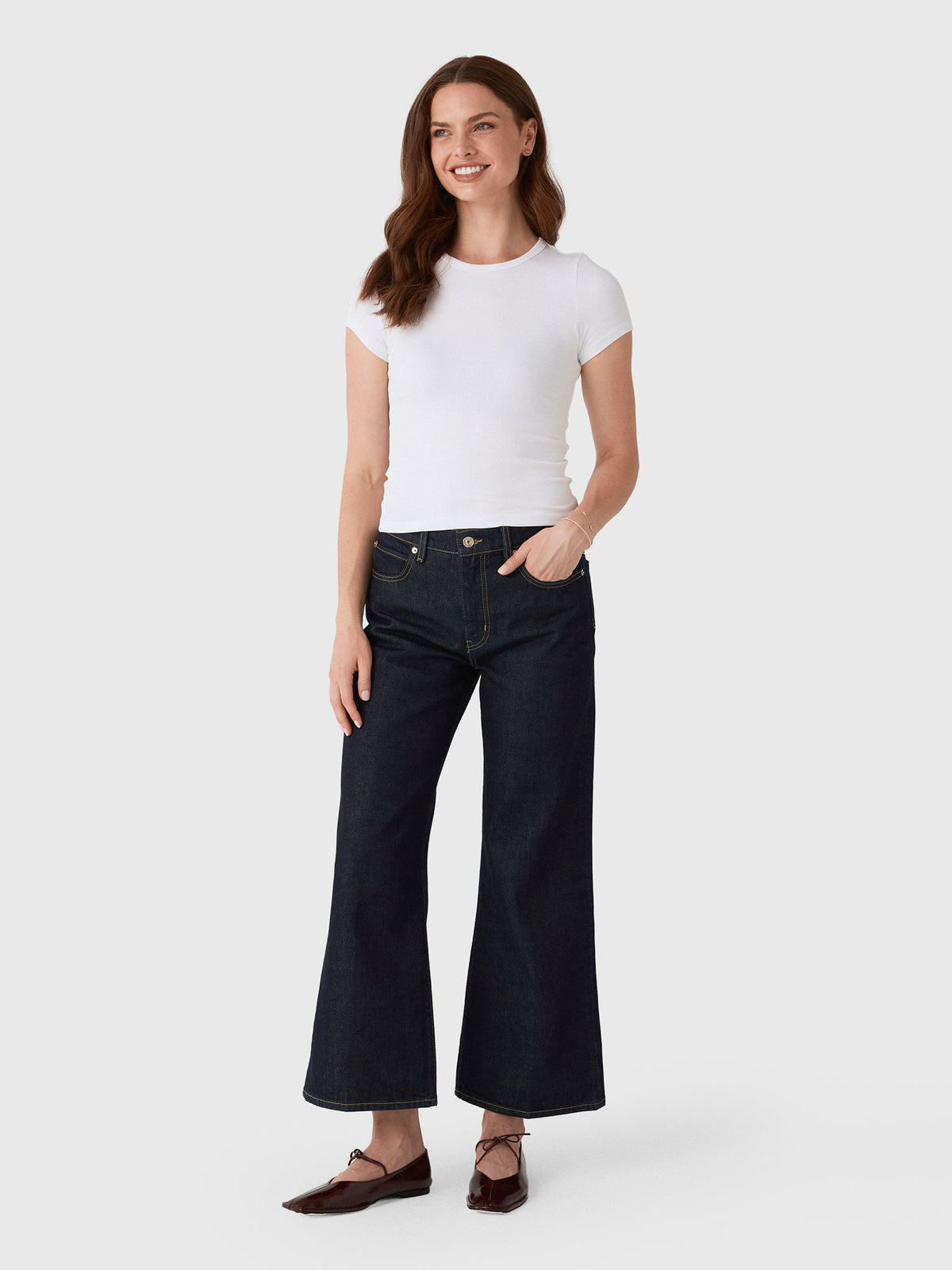 Frame Women's The Swing Jean