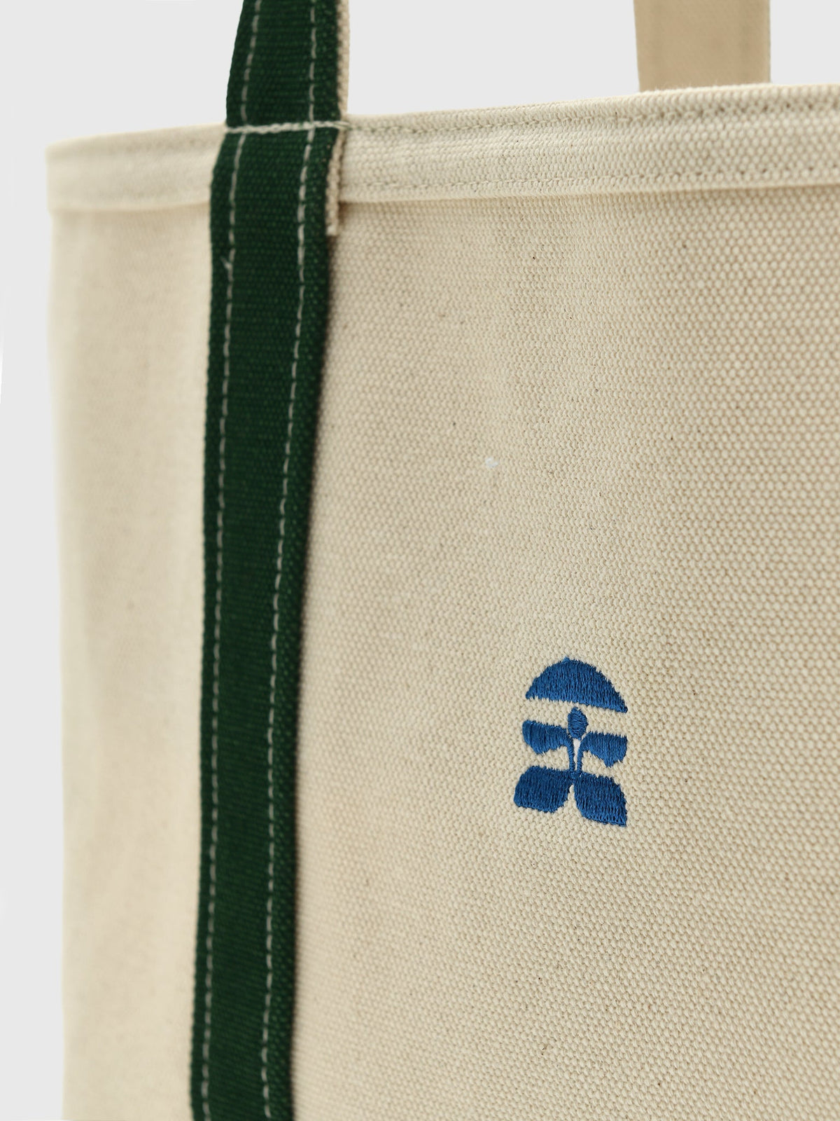 Hunter Bell Medium Canvas Tote