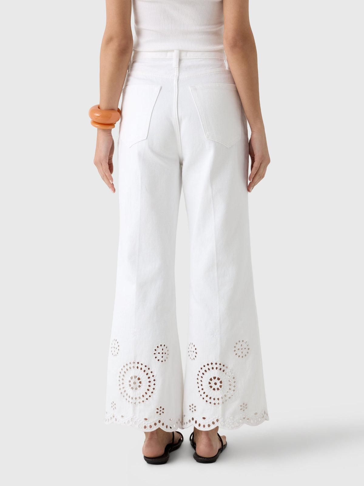 Frame Women's The Eyelet Flare Jean