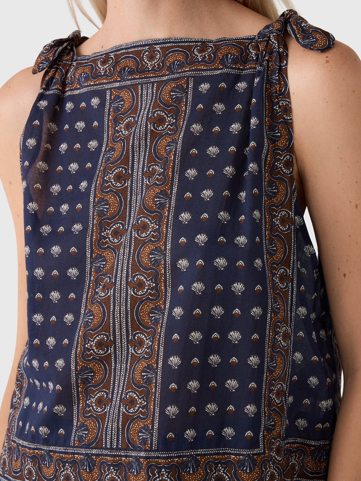 DÔEN Women's Amalia Top