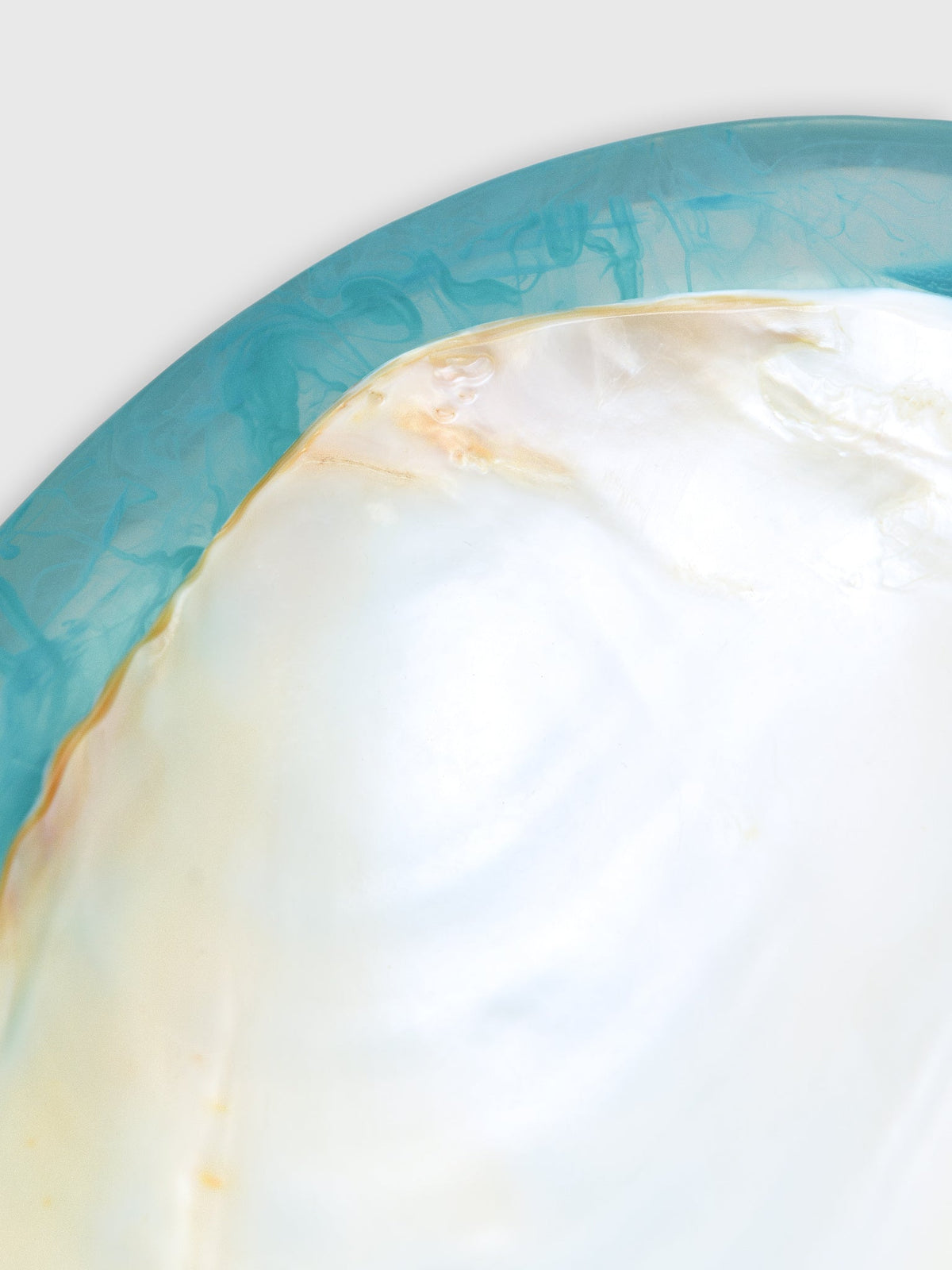 Lily Juliet Large Shell Caviar Dish