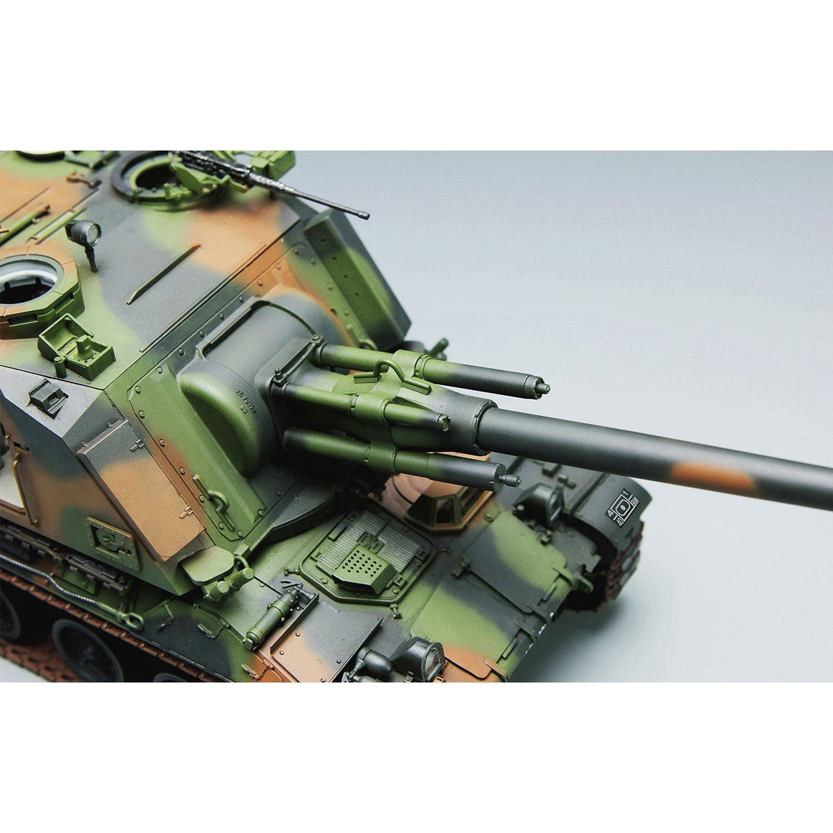 Meng 1/35 French AUF1 155mm Self-Propelled Howitzer