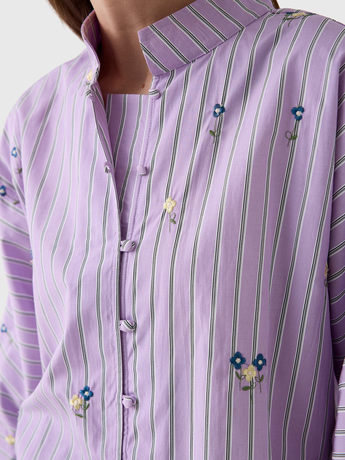 La Vie Women's Bouquet Striped Everyday Shirt