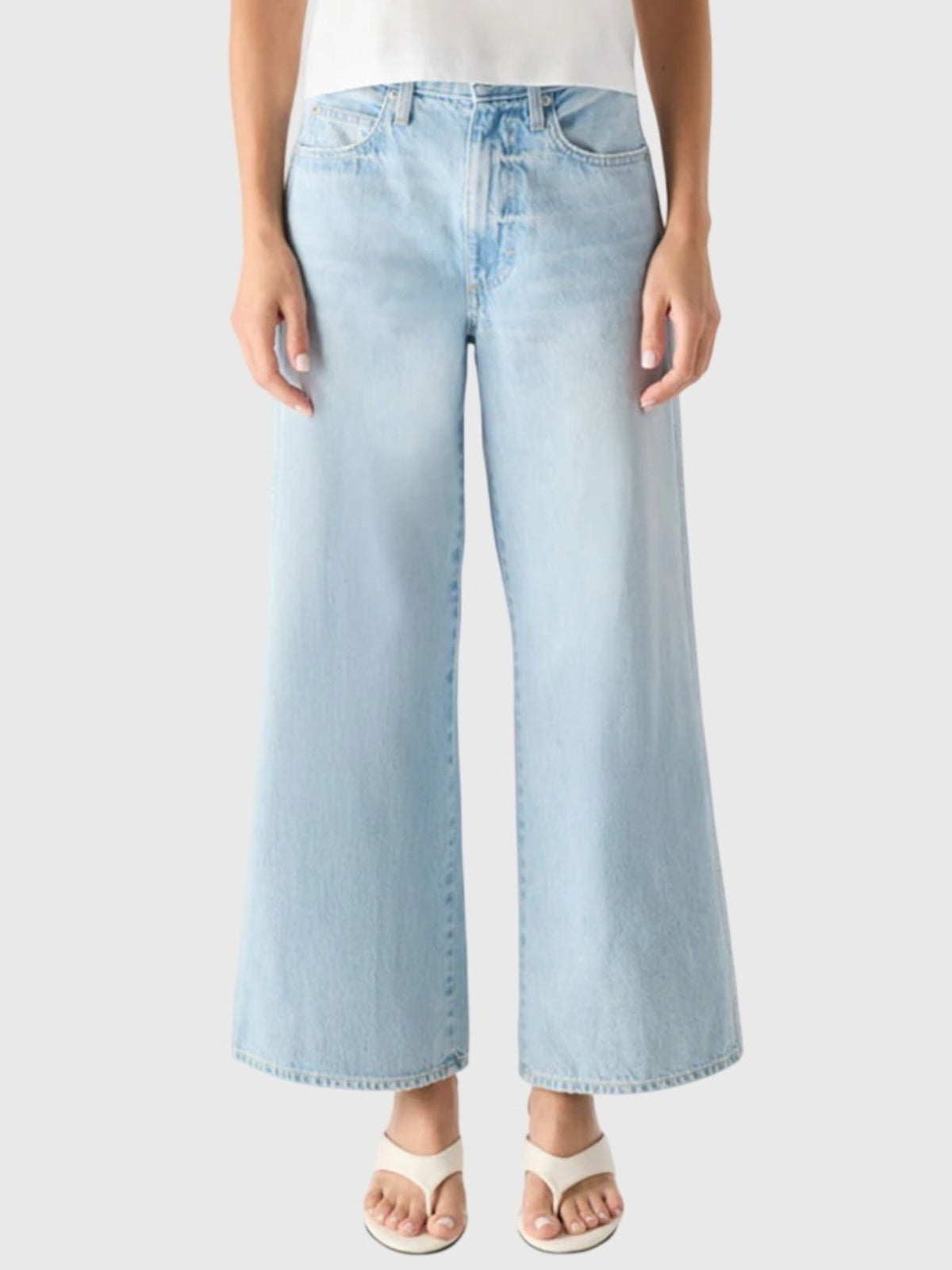 AMO Women's Frida Crop Jean