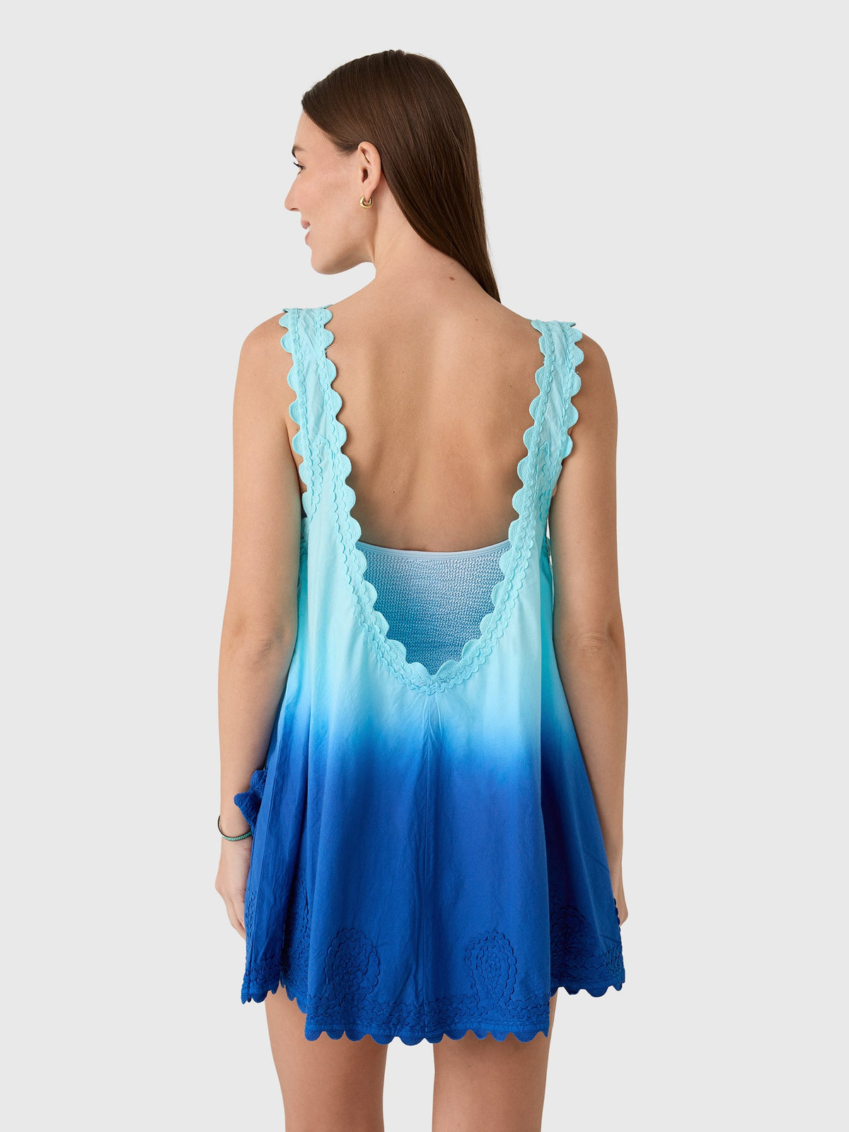 Juliet Dunn Women's Ombré Low Back Embroidered Dress