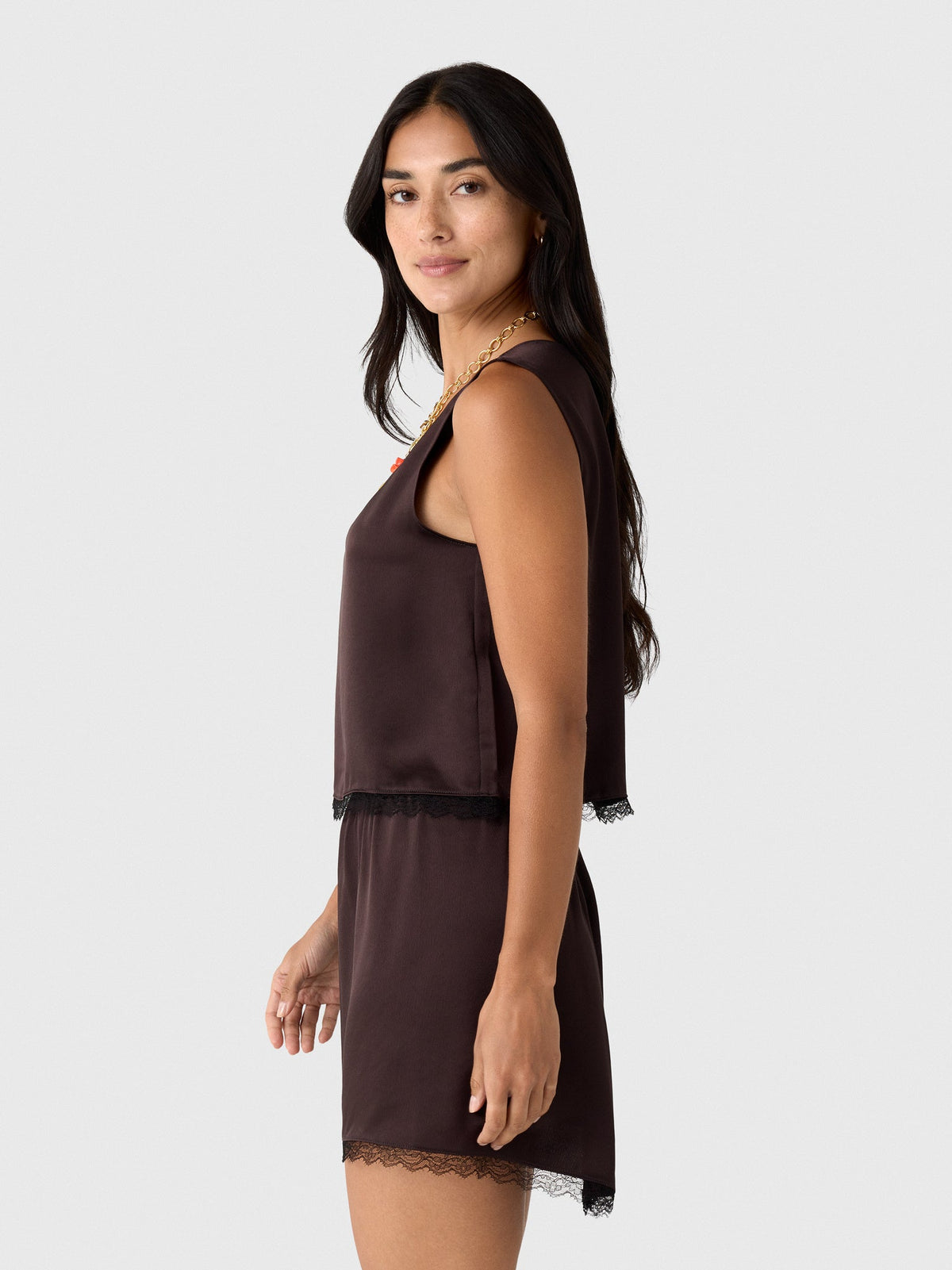 Leset Women's Barb Lace Crop Sleeveless Crew