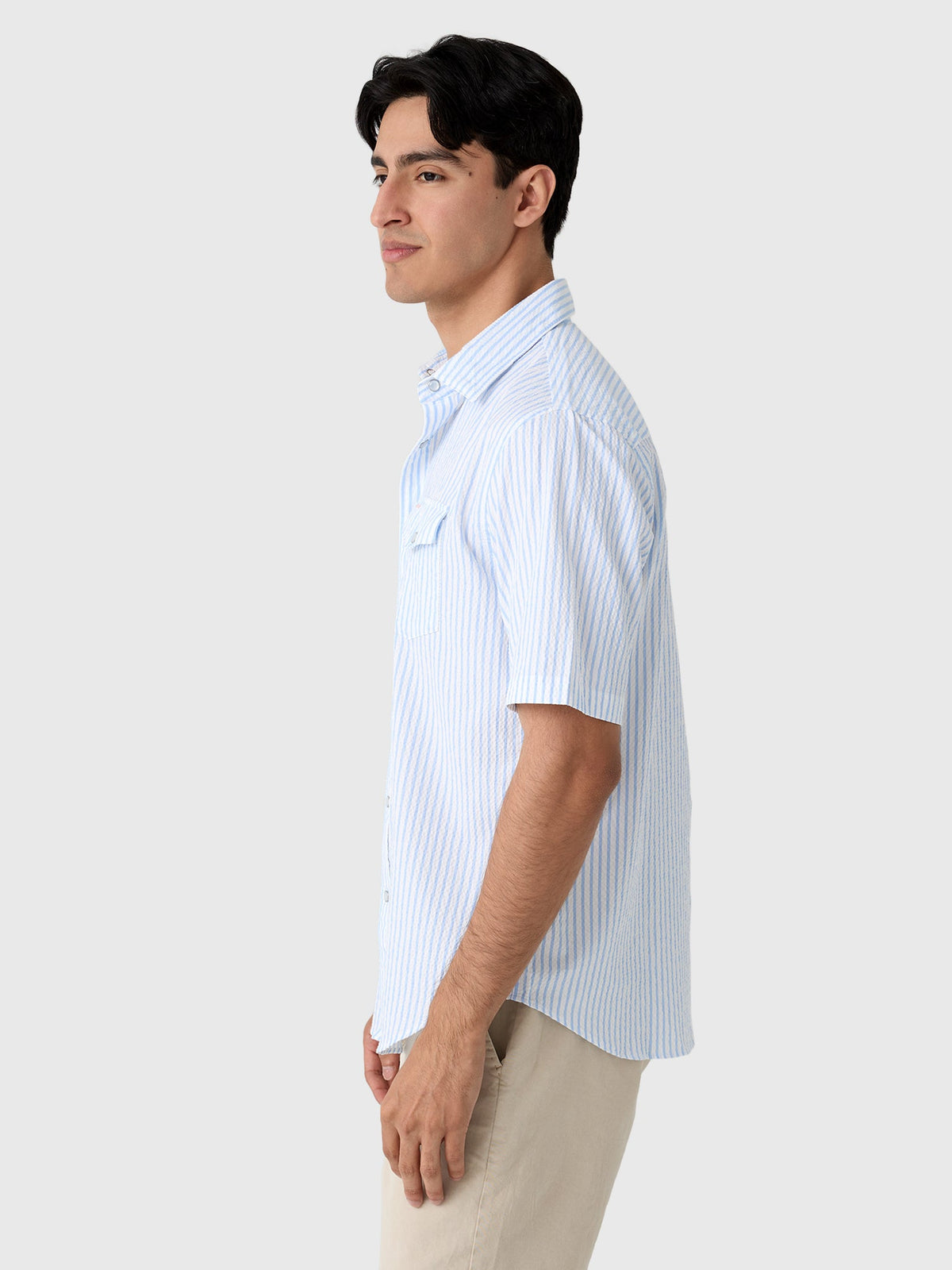 Criquet Men's Seersucker Pearl Snap Shirt