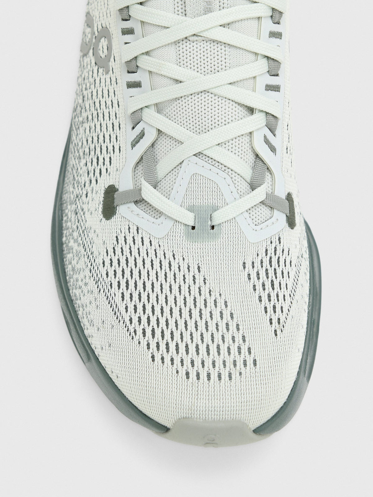 ON Men's Cloudsurfer Max Running Shoe