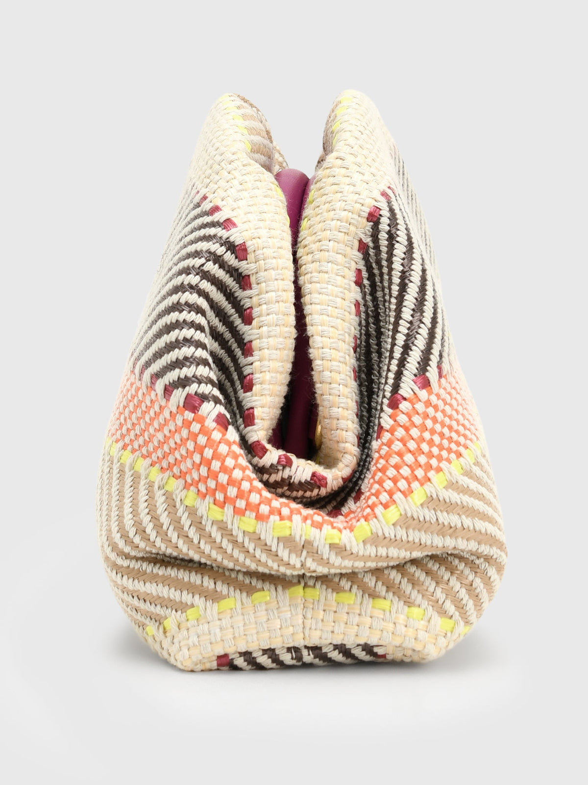 JOANSiE Oyster Clutch