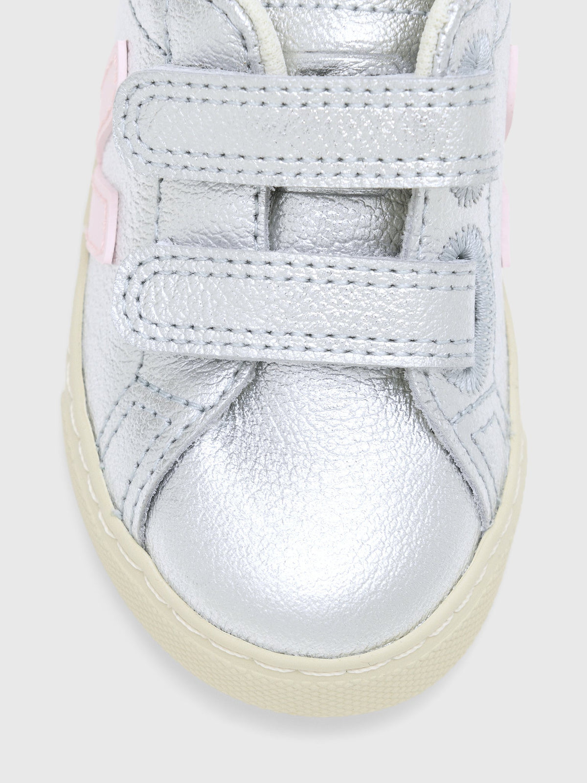 VEJA Kids' Small Esplar Leather Sneaker