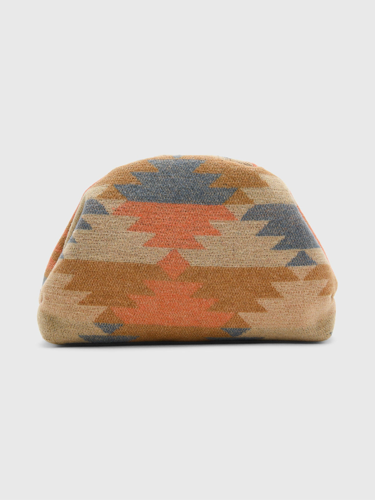 JOANSiE Oyster Clutch