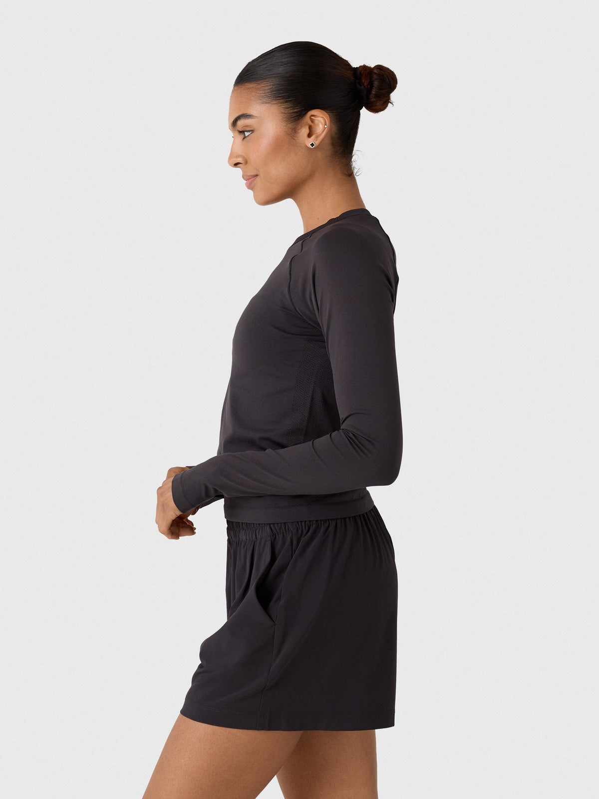 Vuori Women's Long Sleeve Seamless Surge Tee