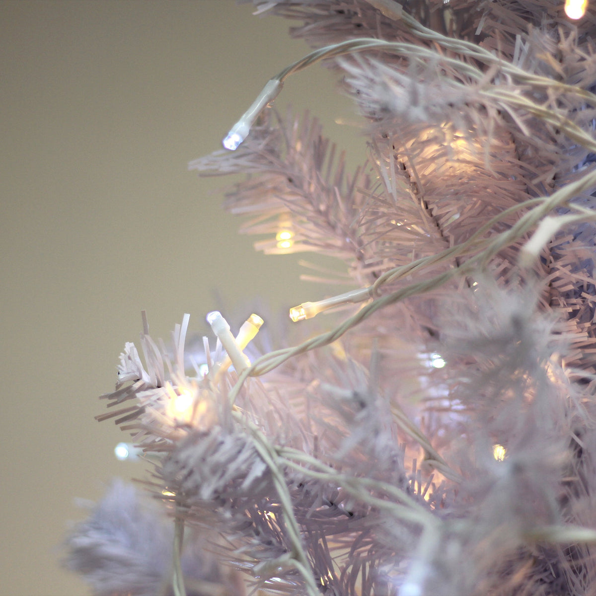 Lexi Lighting 400 Sparkle LED Connectable String Light - White Cable - Warm White + White Flicker