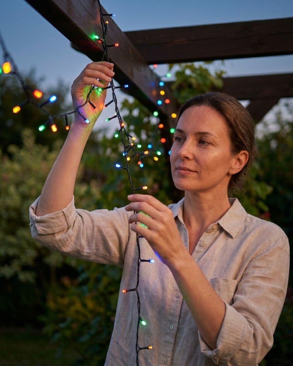 200 Multi Colour LED Solar String Fairy Lights 8 Function | 20mRed, Green, Orange & Blue